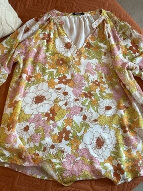 Floral V-Neck Blouse in White, Pink, Mustard, Olive, Brown